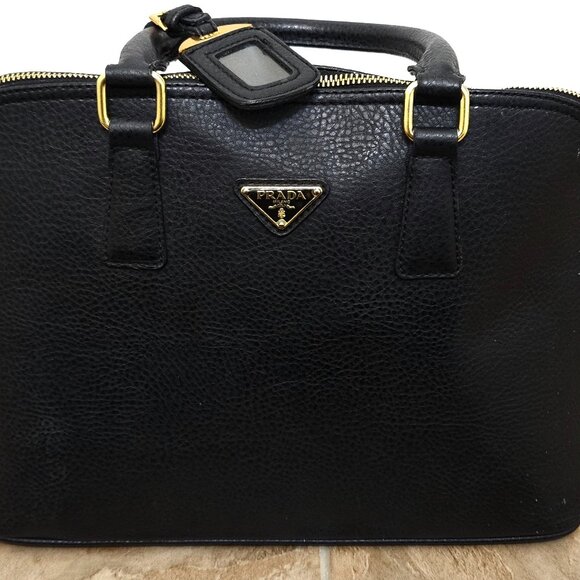 Prada Bag - Picture 1 of 4